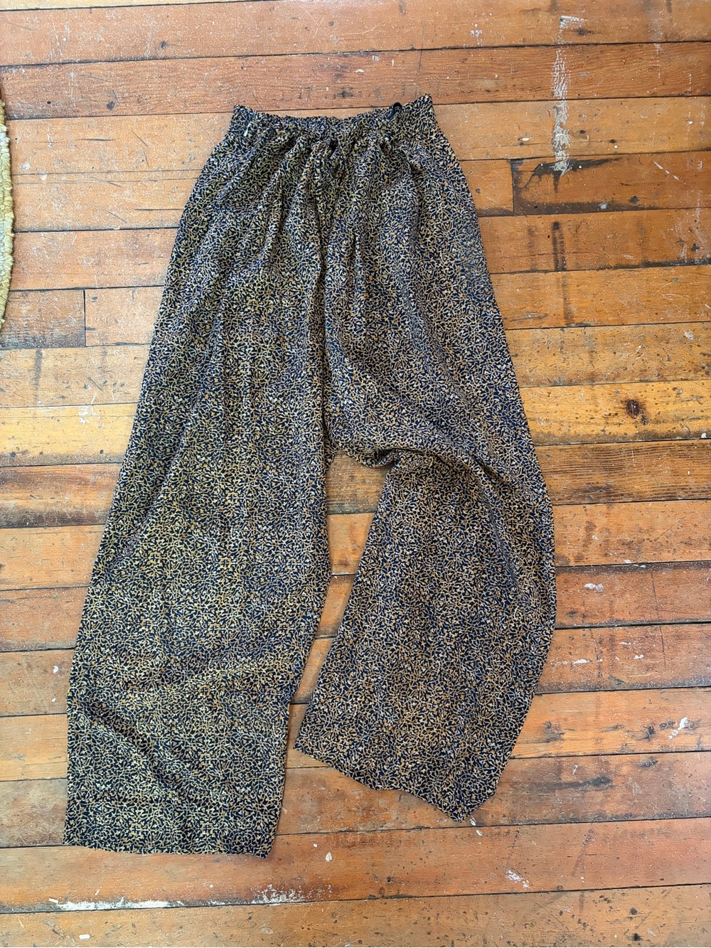 Vintage 90s CO 100% silk batik foliage print wide leg lounge pants adjustable